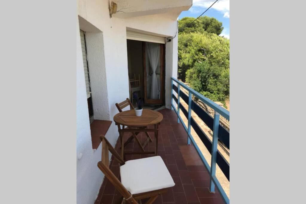 El Faro Apartaments Platja Llarga-Les Salines-Tgn Tarragona Esterno foto