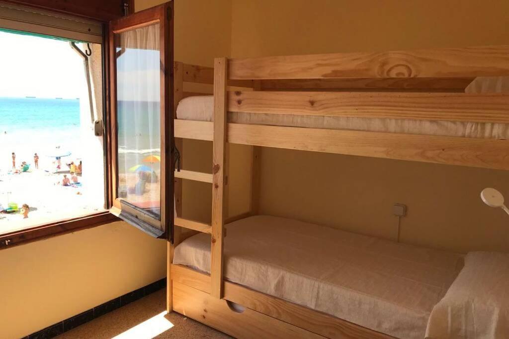 El Faro Apartaments Platja Llarga-Les Salines-Tgn Tarragona Esterno foto