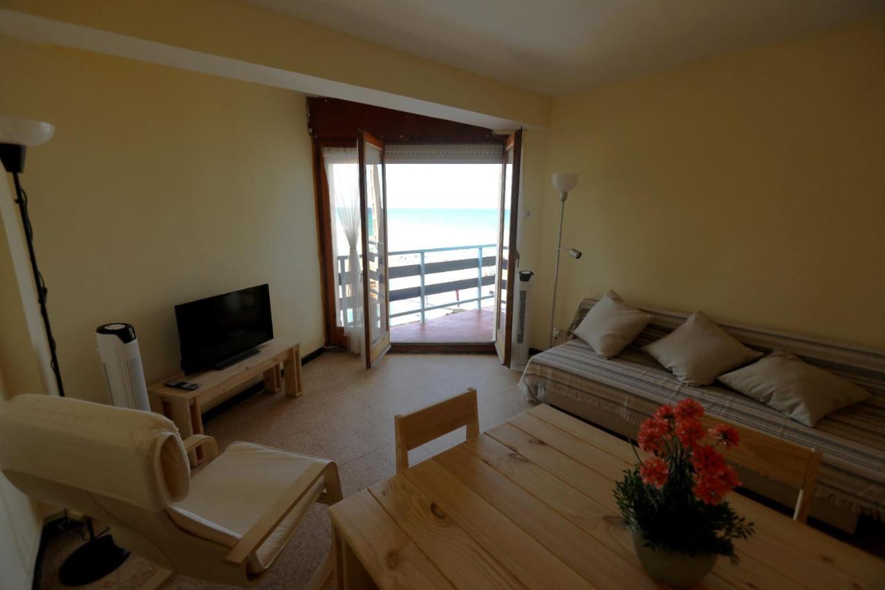 El Faro Apartaments Platja Llarga-Les Salines-Tgn Tarragona Esterno foto